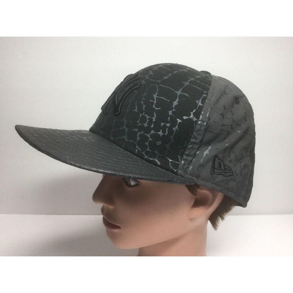 New York Yankees New Era 59fifty MLB Truckers Hat Baseball Cap Size 7 5/8 - Picture 3 of 8